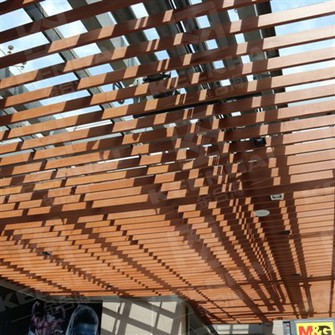 Soffitto a tubo quadrato con profilo in alluminio
